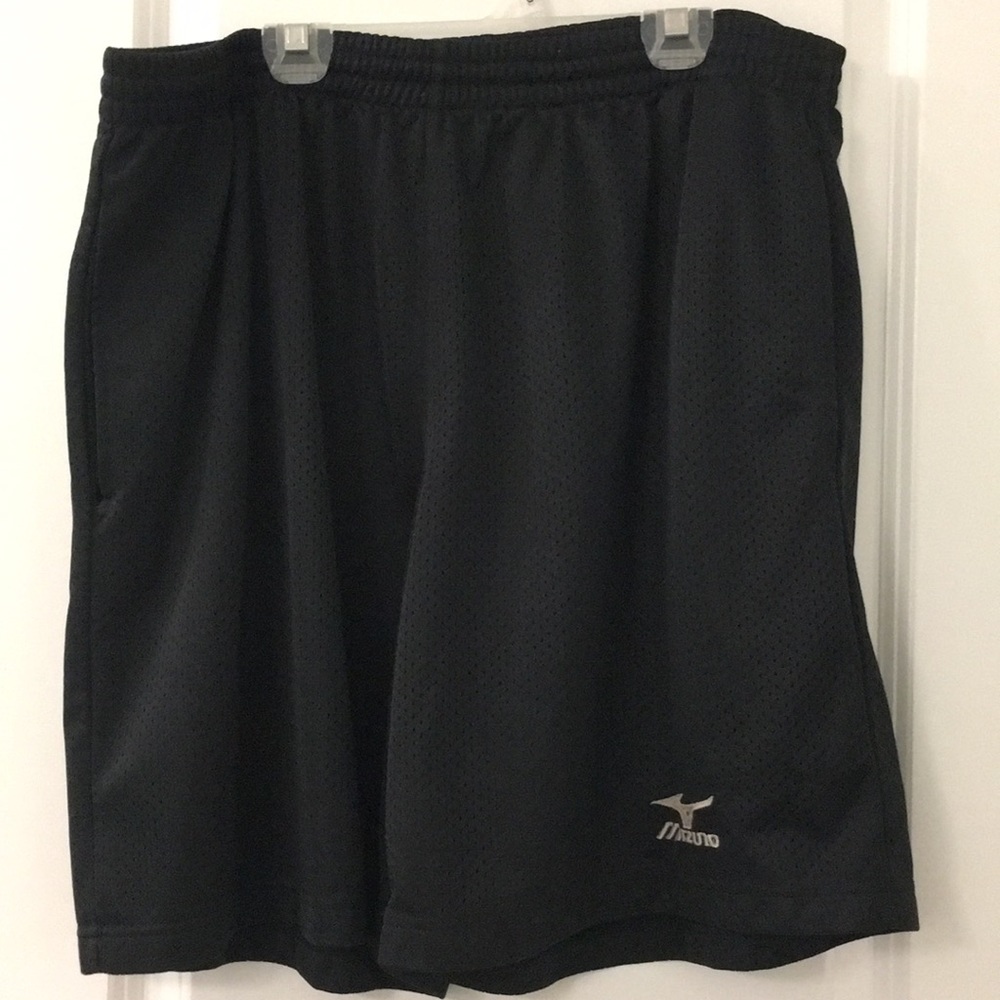 Mizuno men’s athletic shorts - Picture 1 of 6